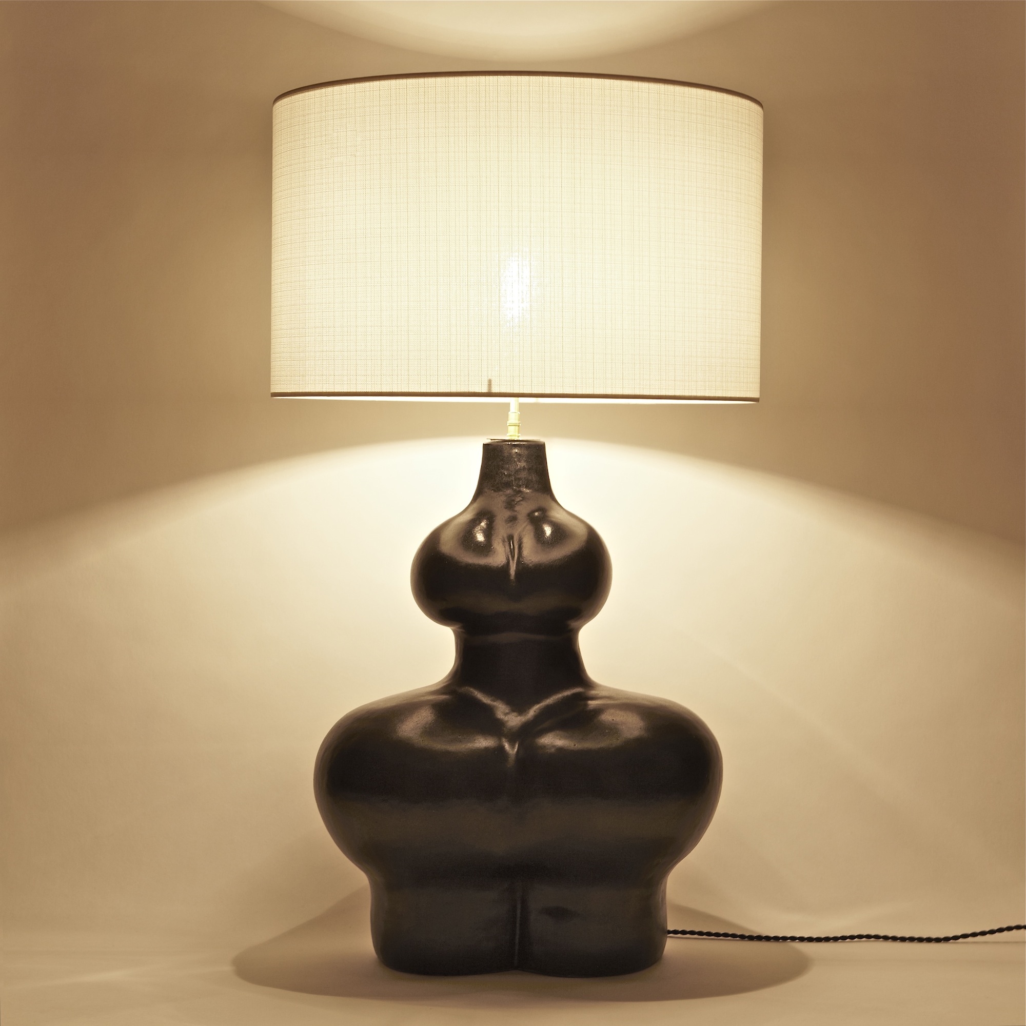 DaLo Important table lamp