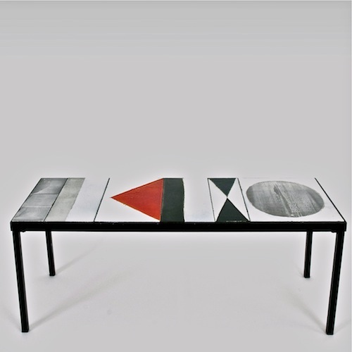 Roger Capron Table basse à décor géométrique -> Table Basse Capron Roger Capron Table basse à décor géométrique -> Table Basse Capron