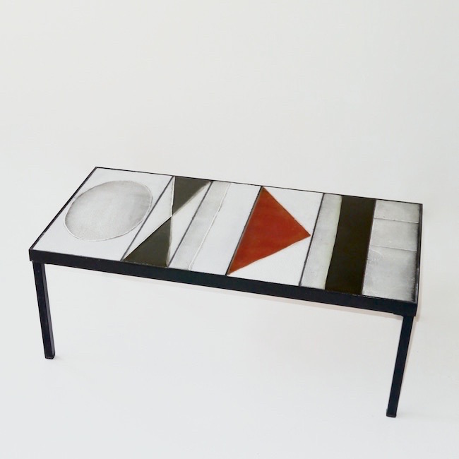 Roger Capron - Table basse à motifs géométriques