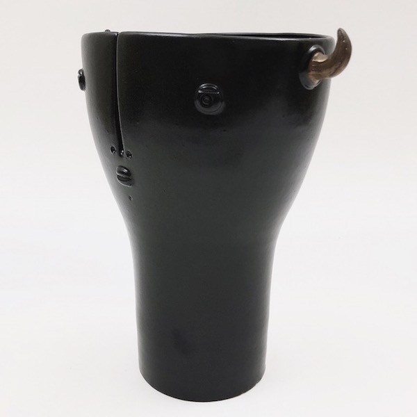 DaLo - Black Ceramic Bull Vase