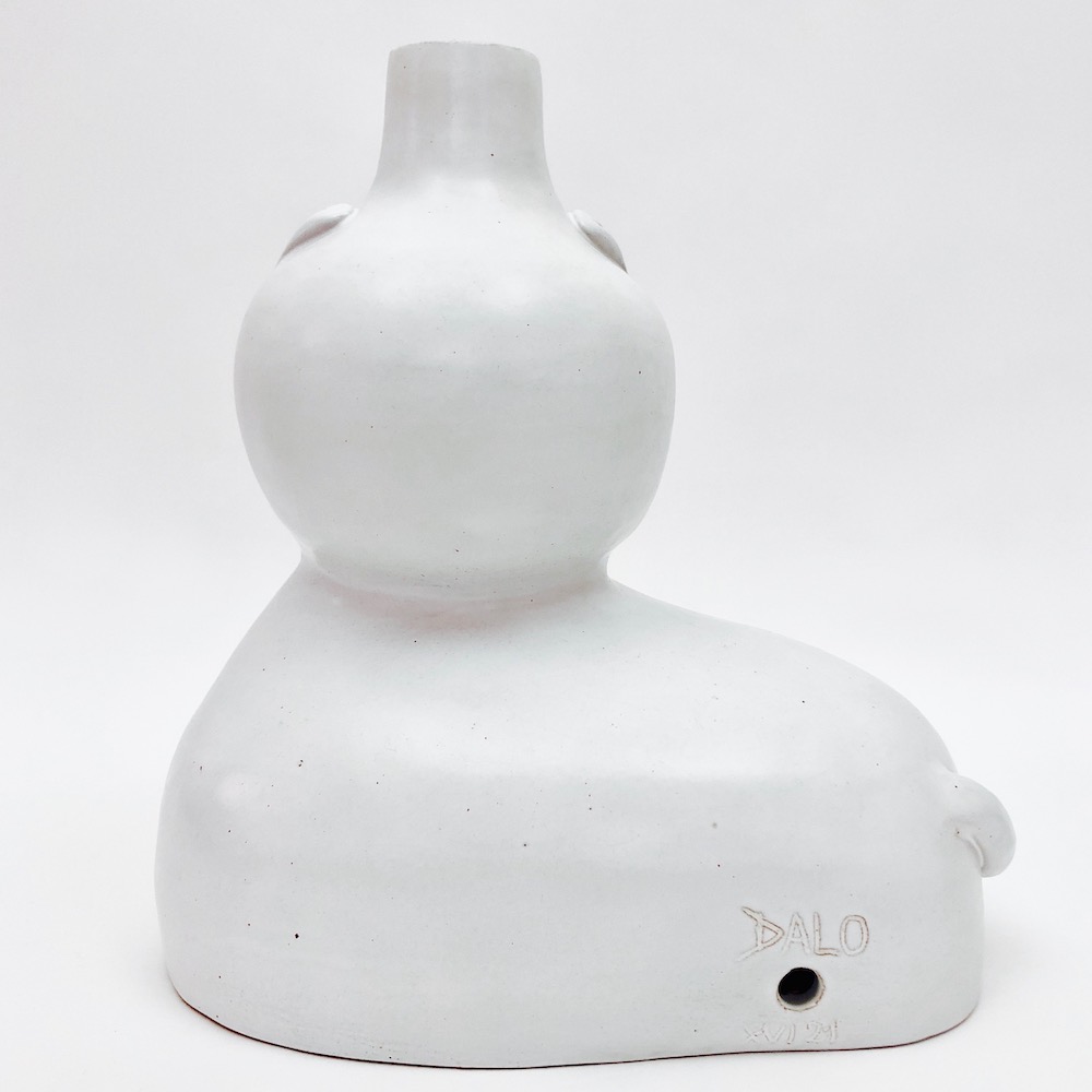 DaLo - White Ceramic Lamp Base, Cat