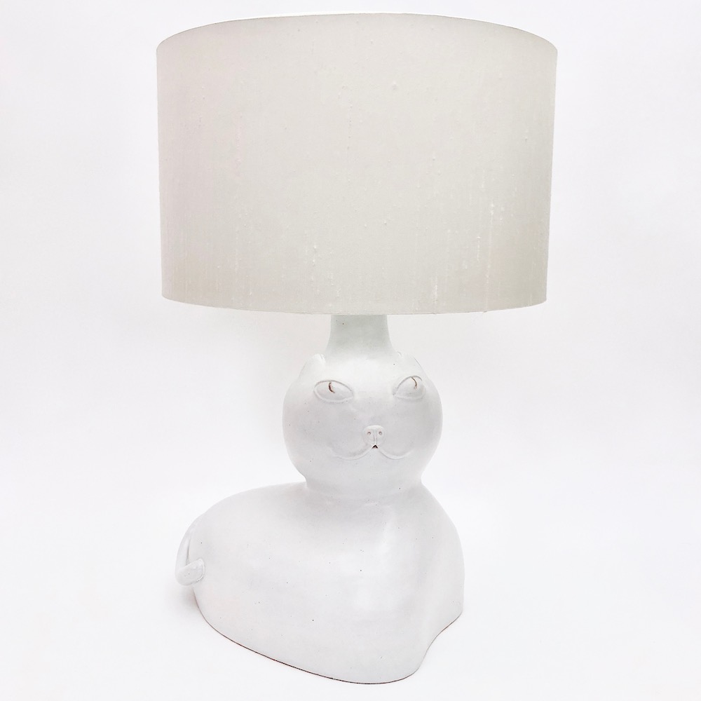 DaLo - White Ceramic Lamp Base, Cat