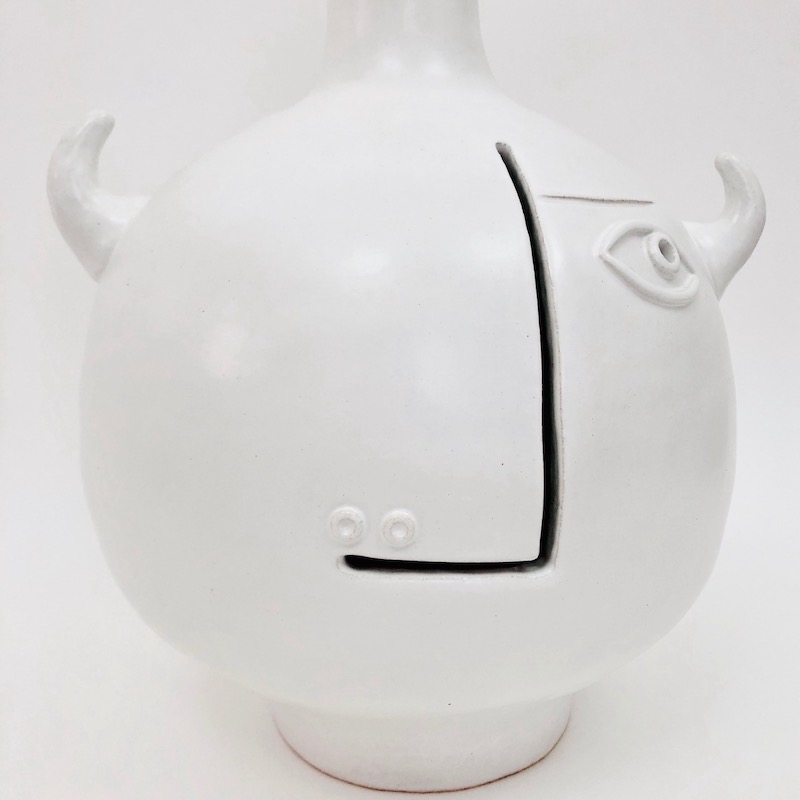 DaLo - White Bull Ceramic Lamp Base