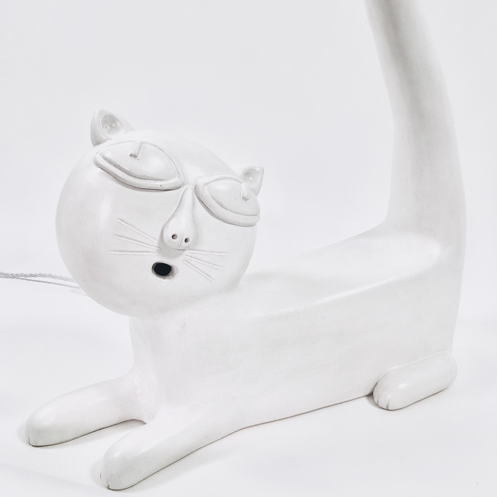 DaLo - White Ceramic Lamp Base, Cat Shaped