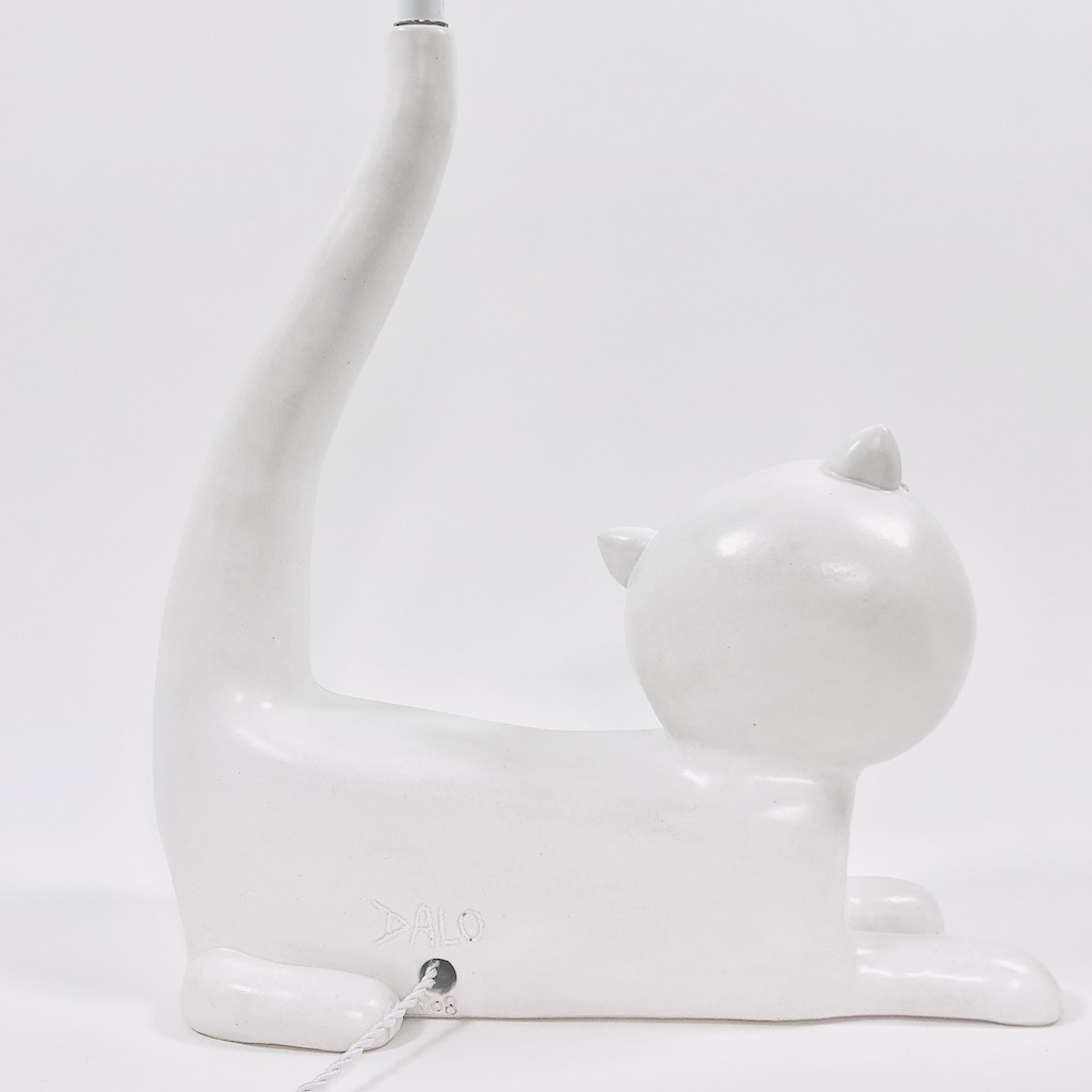 DaLo - White Ceramic Lamp Base, Cat Shaped