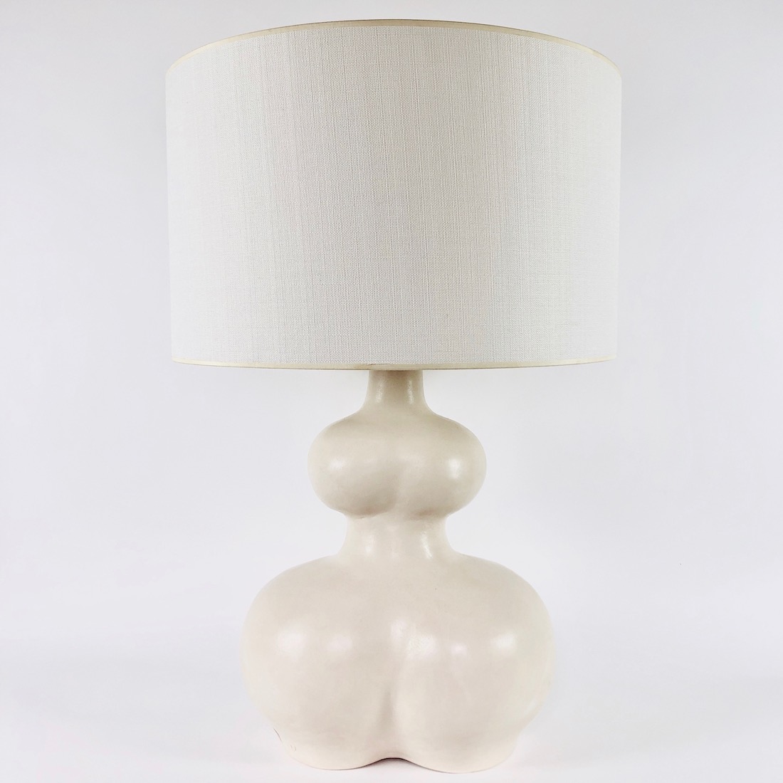 DaLo - Biomorphic Ceramic Lamp Stand, Ivory Color