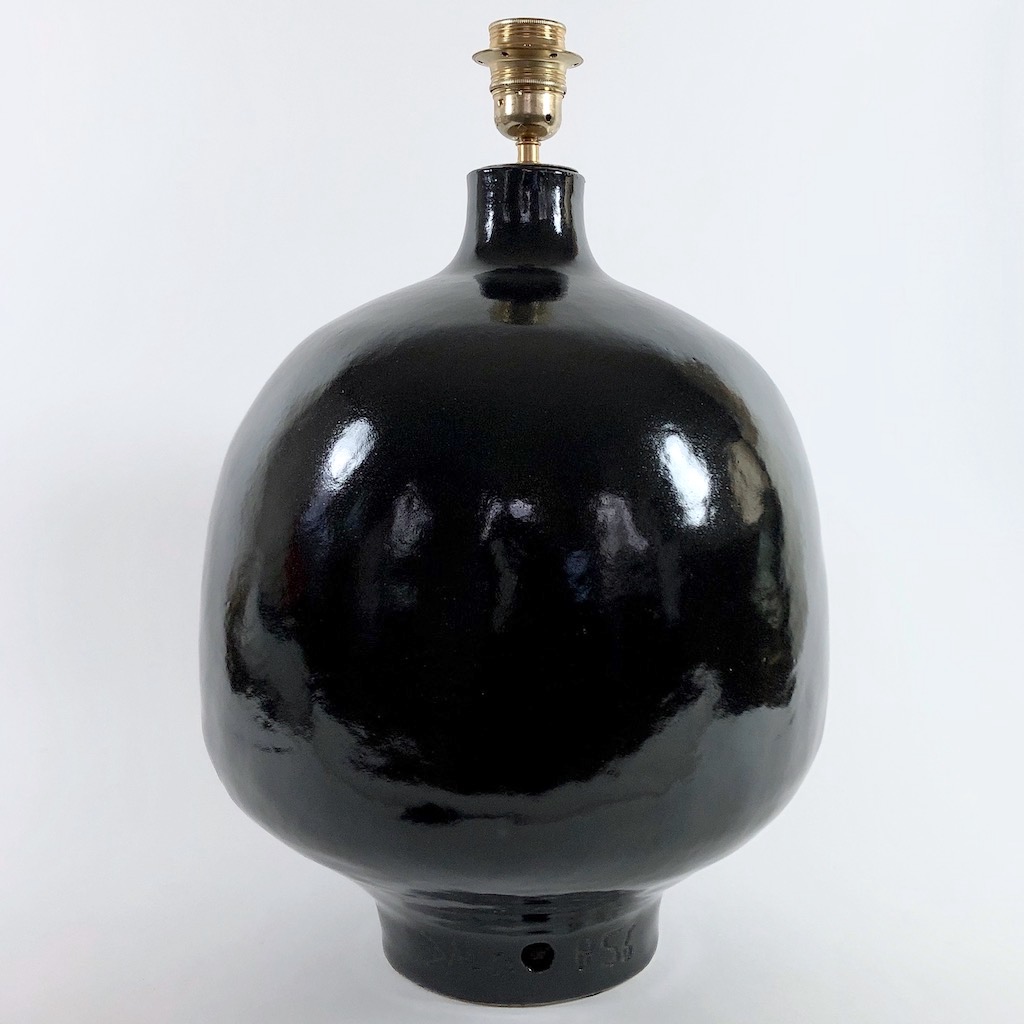 DaLo - Important Ceramic Lamp Base, Black with Medallion. 