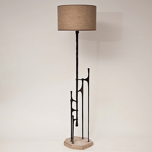 Grand lampadaire moderniste 